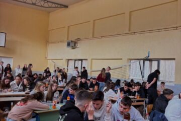 589738091_2068088510619870_2082031581826875447_n