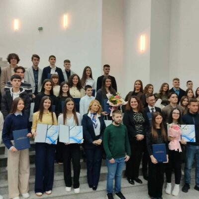 d5f8a6f2-d1b0-45f8-8e08-1e96230952c4