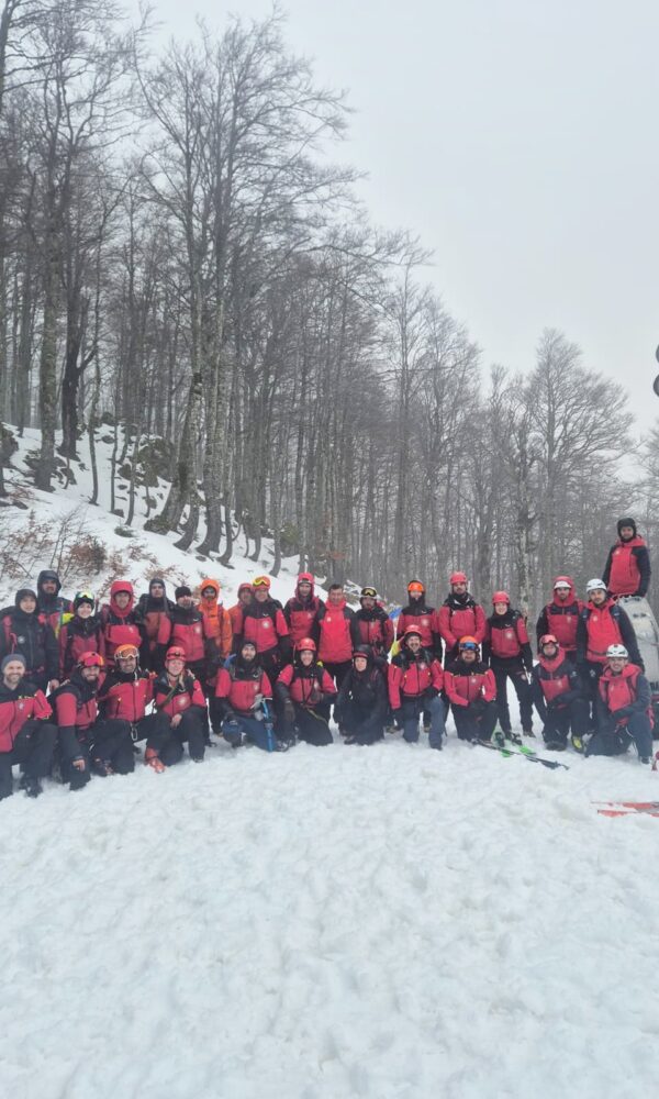 631482576 18067008647621989 8147009958774536588 n 600x1000