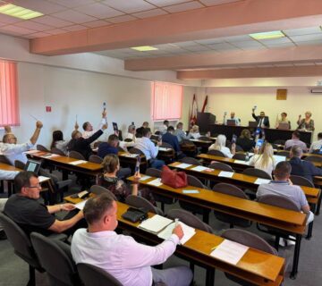 638014721 1231891142466876 8136048704418494787 n 360x320