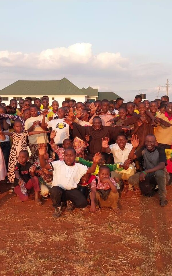 644639988 1234268695550773 5820871734907208547 n 600x960