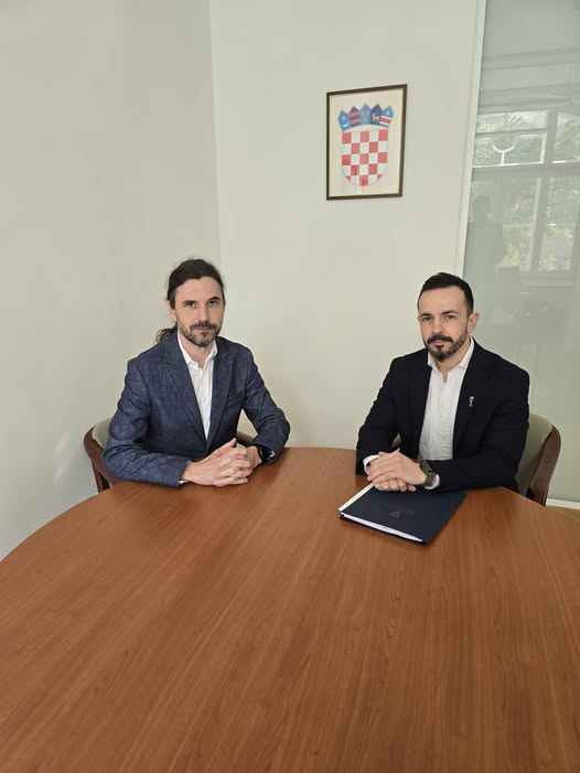 648151199 1249187450728522 7277422303815236048 n