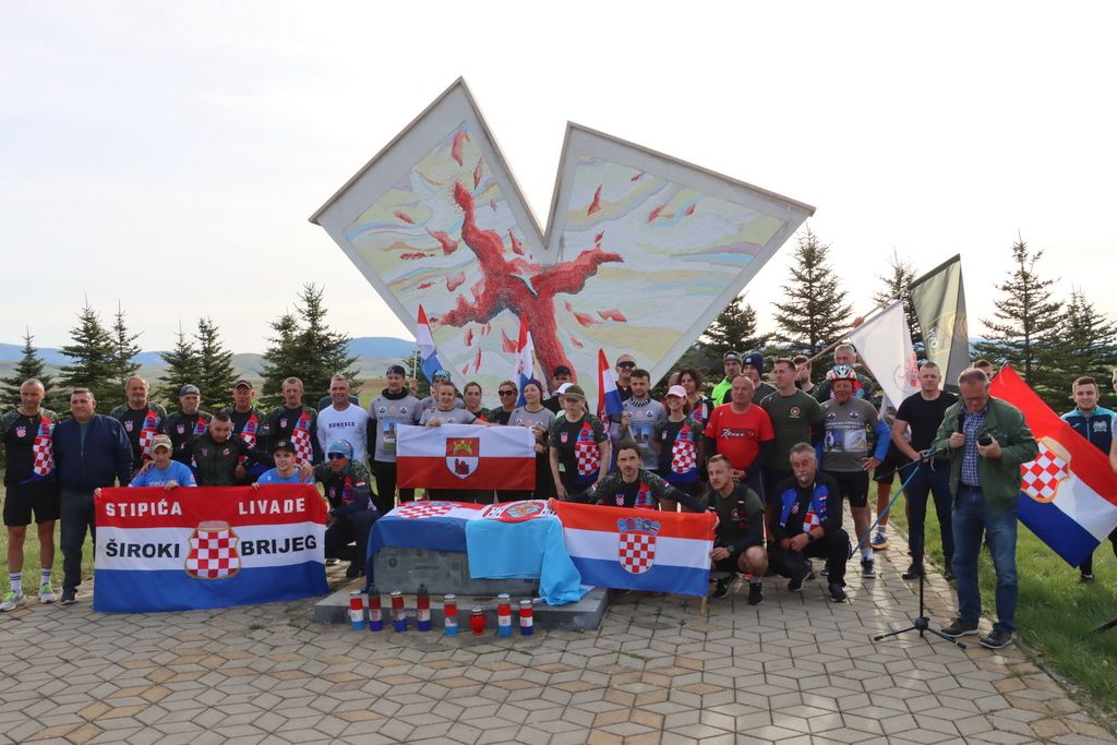 648285244 1328225532659536 5535541183170095539 n