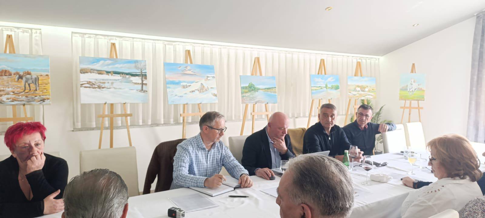 653701907 953829997324819 2782716024667063147 n