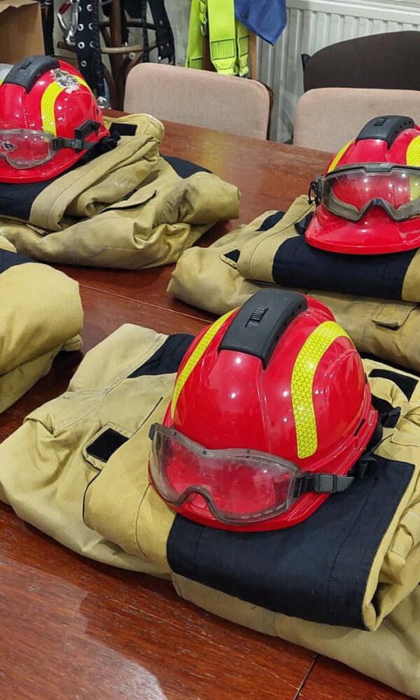 657159153 930559846611578 5574737950508730859 n 600x1000