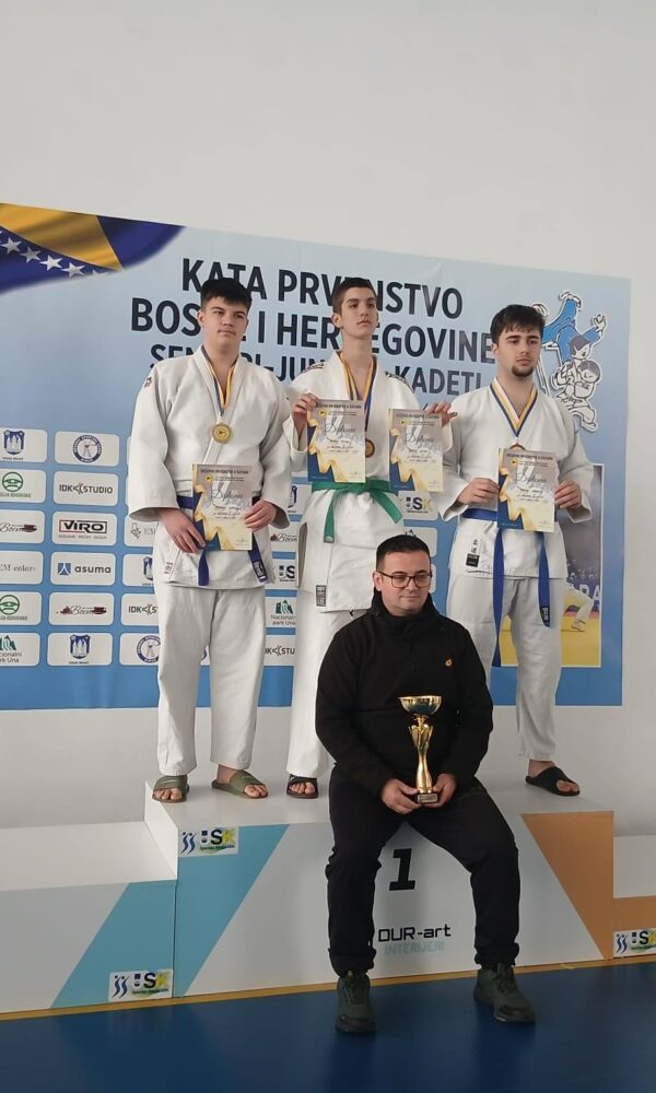 658955033 1708322673841974 6899900516094047598 n 600x1000