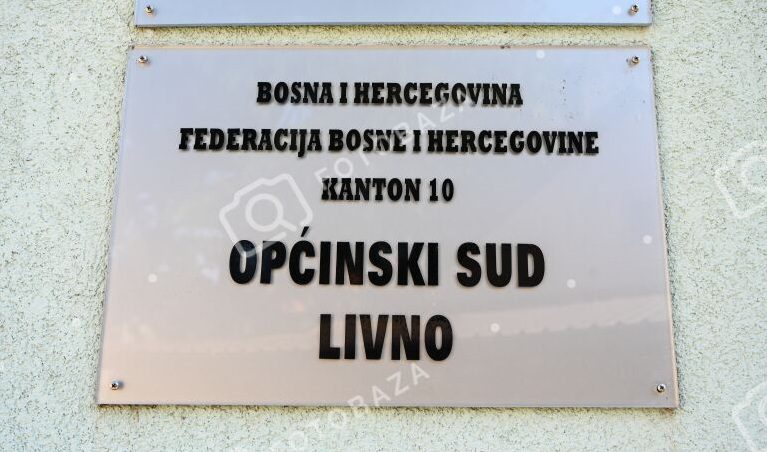 69a1643bc5be70 67116154 sud livno