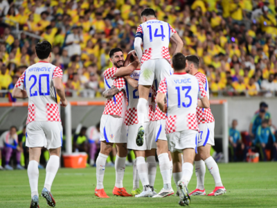 93ddfac03531ec7d439d