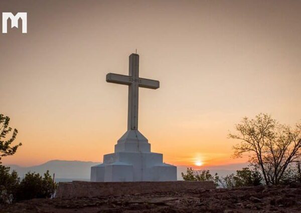 Krizevac svitanje 640x428 1 600x425