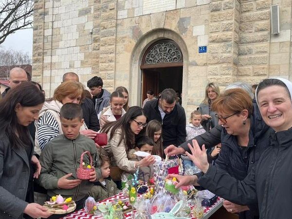 PhpThumb cache ktabkbih net  src8a4d124a30e4682a56bdb1bbf043e6bd par237e4a9ca0b8b807a10bf3329368f378 dat1774264756 1 600x450