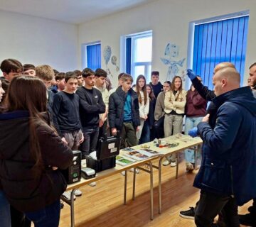 Policija1 1536x1536 1 360x320