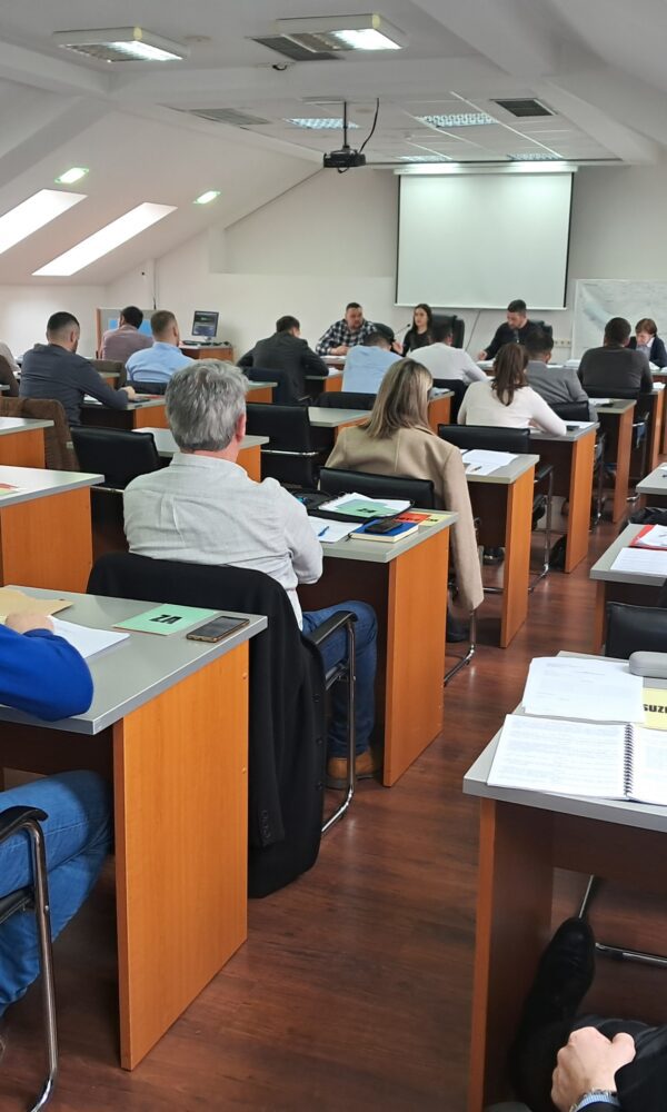 Vijece 3 scaled 1 600x1000