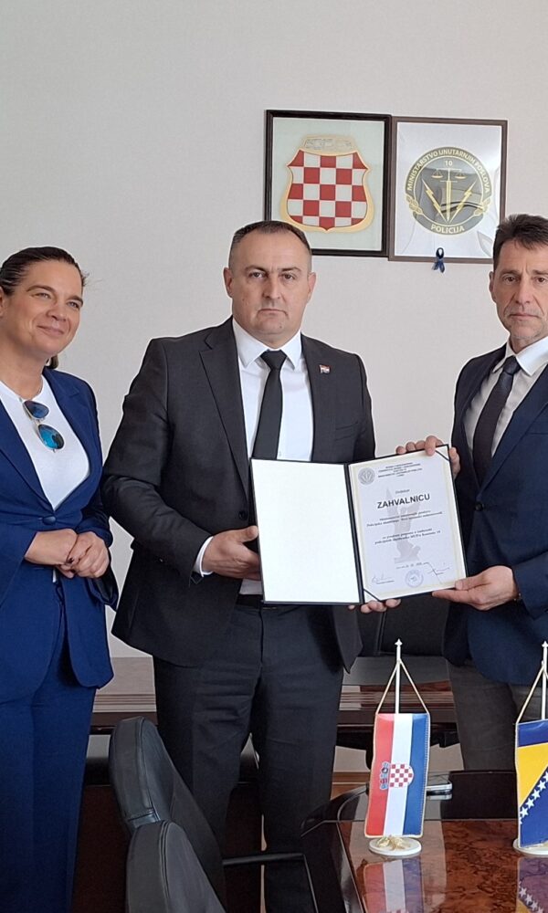 20260423 115528 1 1 600x1000