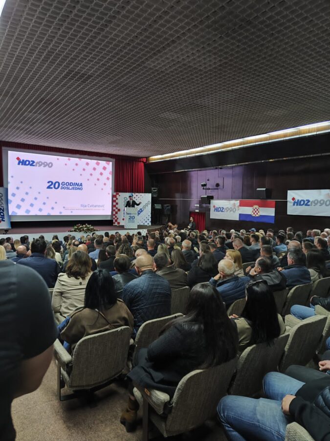 34f05a1b 185d 4b78 a828 65d384a57a03