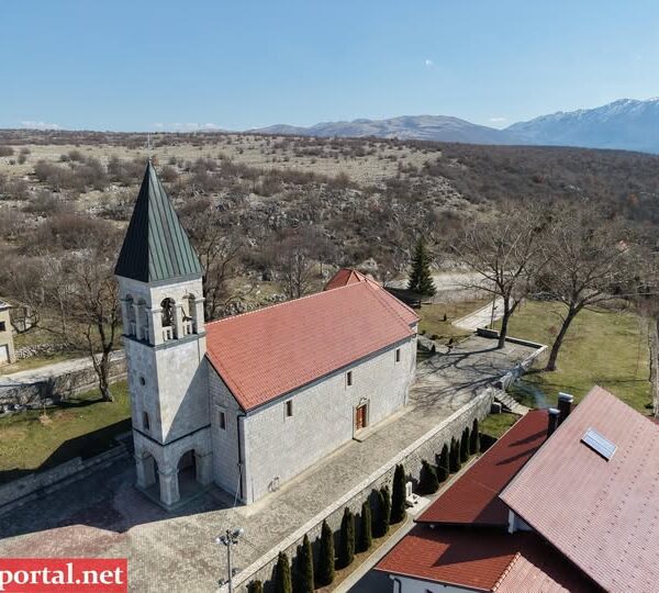 649539186 122219013464323309 4976437698201298642 n 600x540