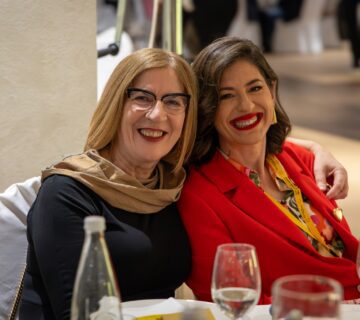 677757291 1254662700166047 5376343234610670902 n 360x320