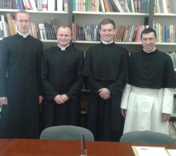 682699943 2010406396547769 6126760956521904736 n 360x320