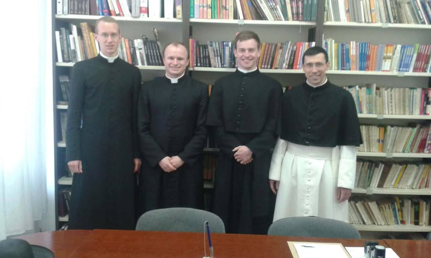 682699943 2010406396547769 6126760956521904736 n