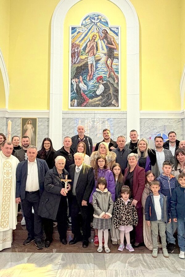 FRANO I ANICA BATINIC 600x900