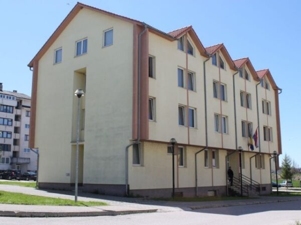 Zgrada vlade 4 96809219 600x450 1