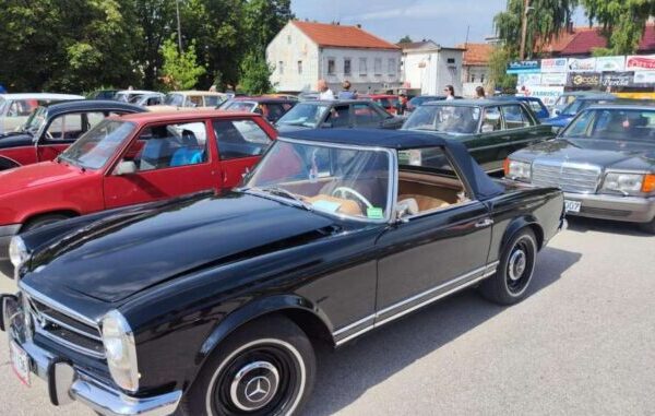 Oldtimeri Livno 678x381 1 600x381